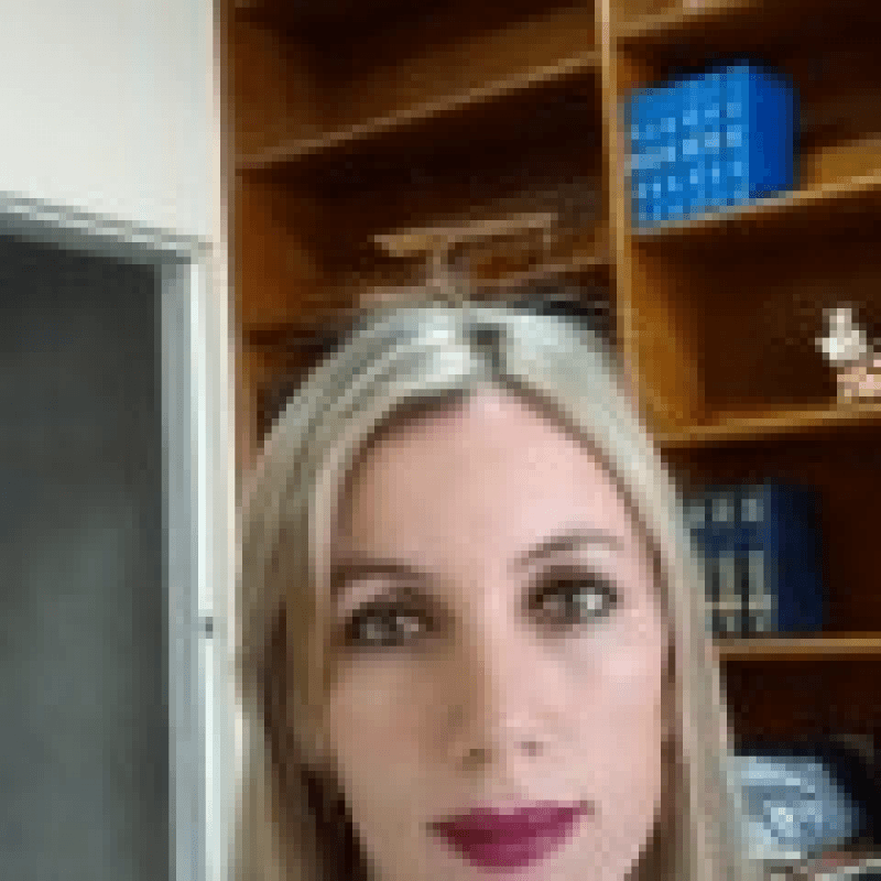 Núbia Moreira