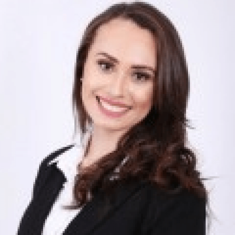 Ivna Magalh&atilde;es