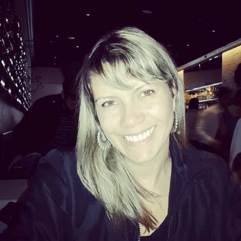 Simone dos Santos Castilo