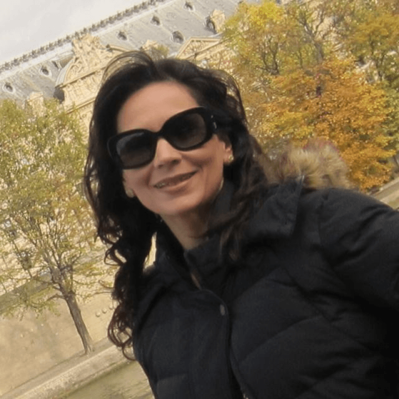 La&iacute;s Cristina da Costa