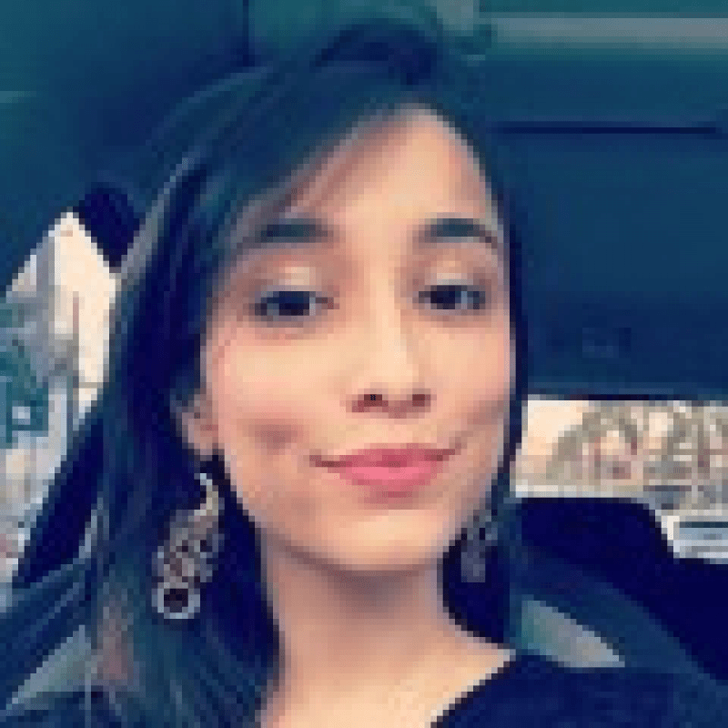 Ver&ocirc;nica Naves