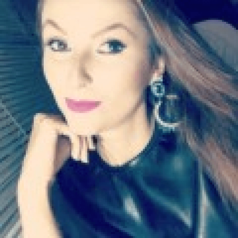 Verônica M. Panisset