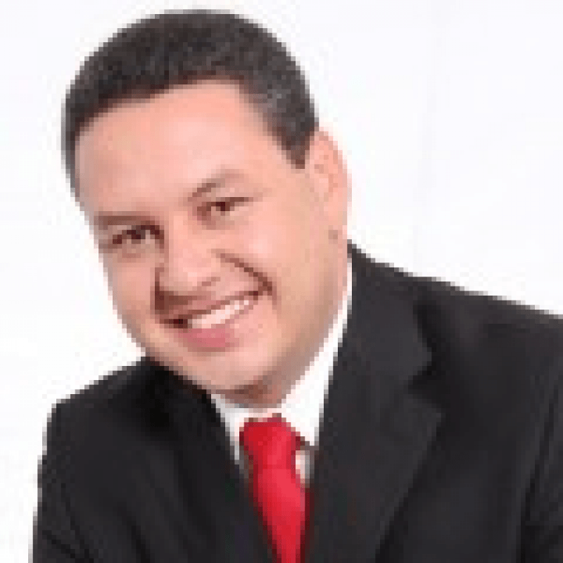 Dr. Anderson Ara&uacute;jo
