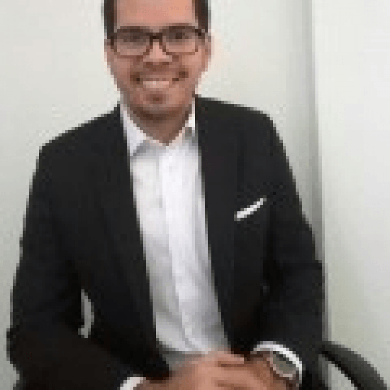 Dr. Daniel Costa