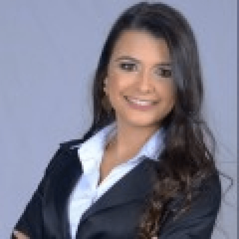 Valqu&iacute;ria Lancasttri - Advogada