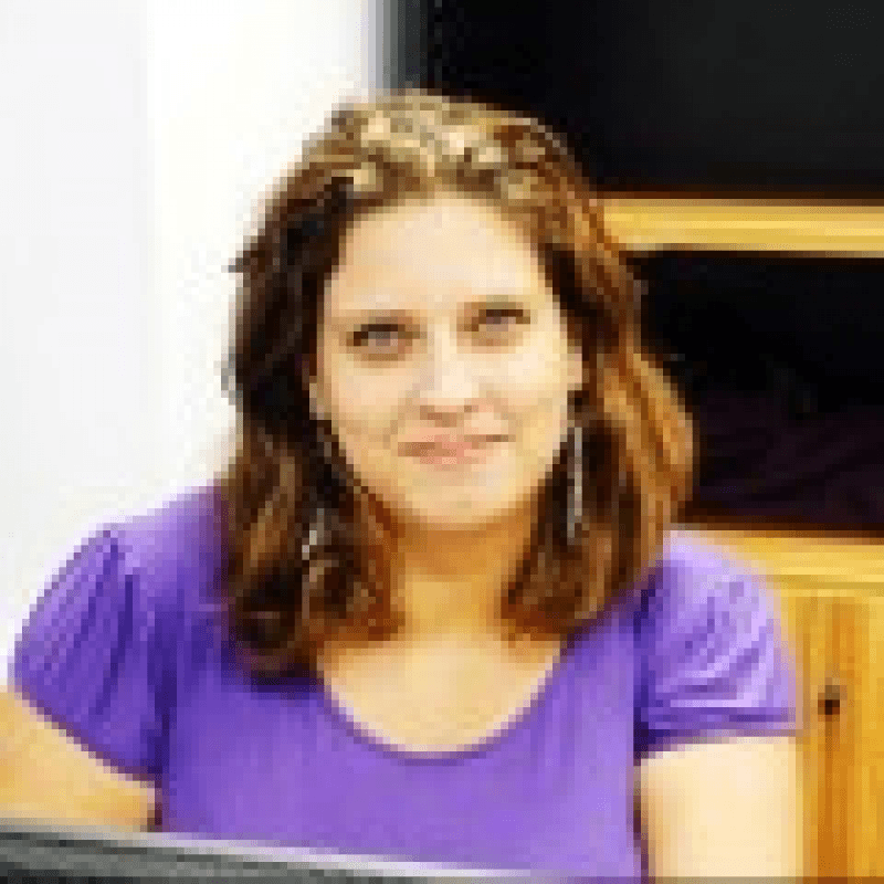 Dra. Tatiana Abrão