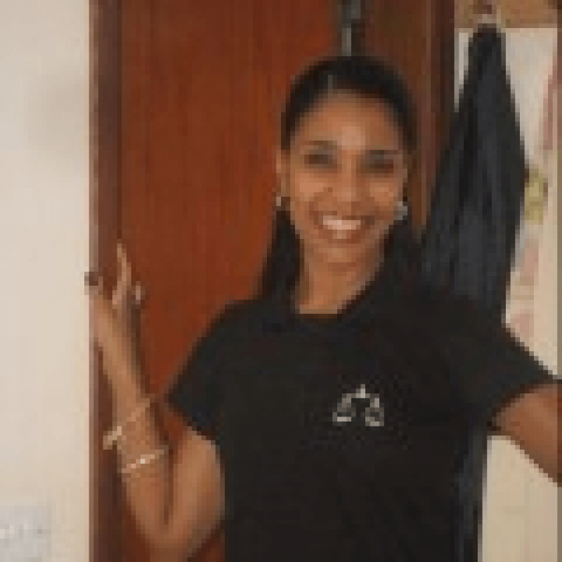 Dr&ordf; Marta Martins Cabalin