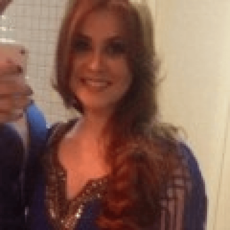 Dra Amanda Carnielli