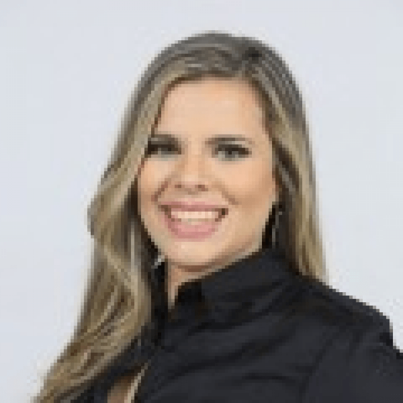 Dra. Layla dos Santos Freitas