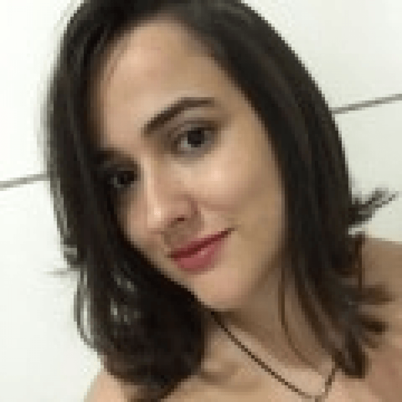 Larissa Ramos