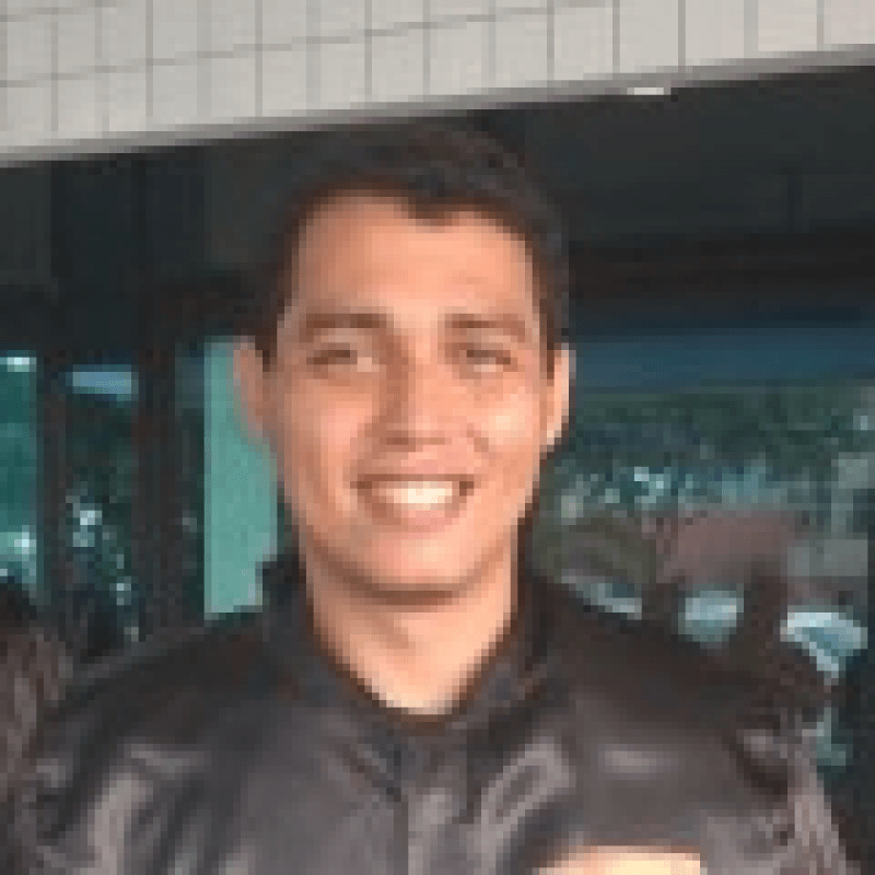 Dr. Roberto Mendes Jr.