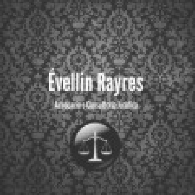 Dr. Évellin Rayres