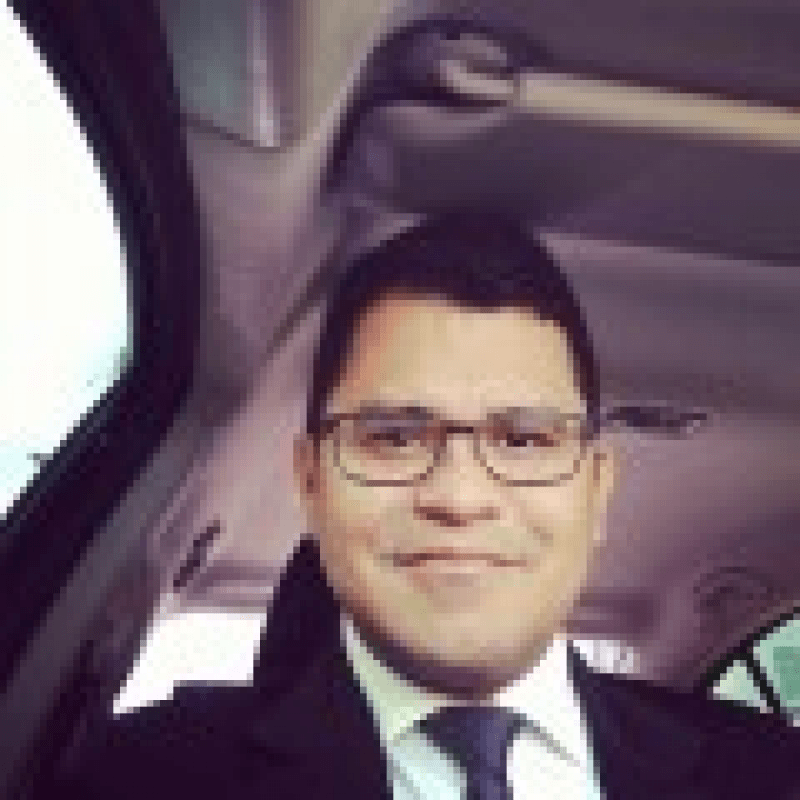 Advogado L&iacute;vio Passos