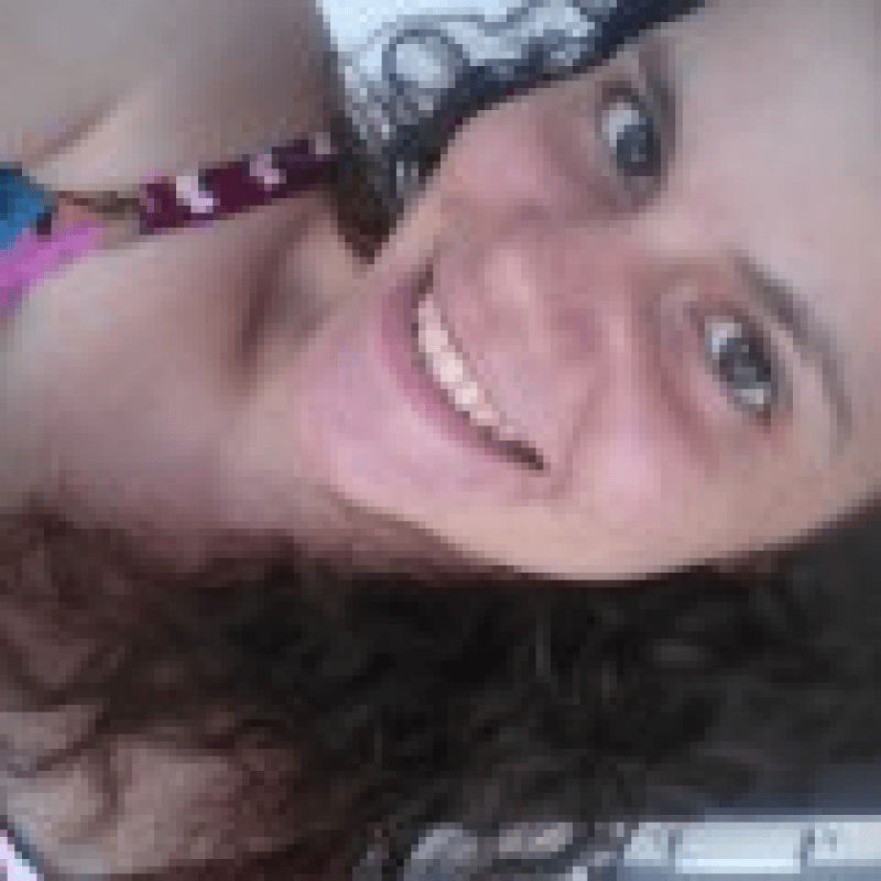 V&iacute;vian Fernanda