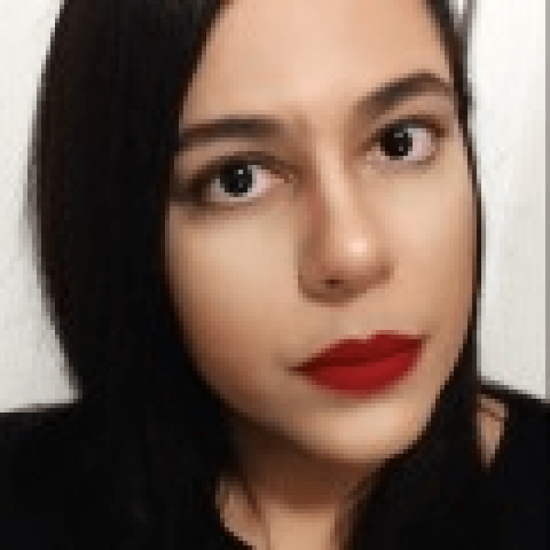 Adriana Souza Leão