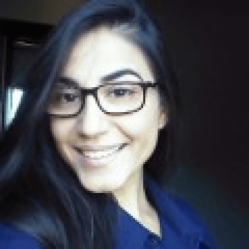 Nádia Sales Souza