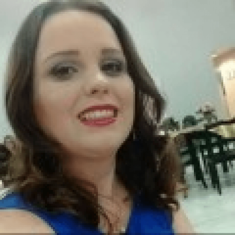 Nat&aacute;lia de Bastiani