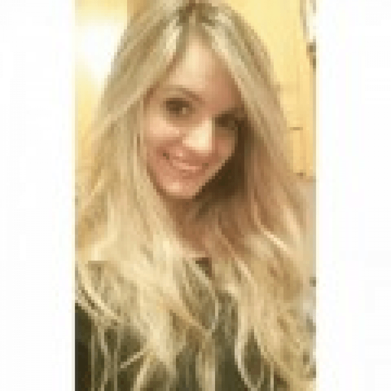 Nat&aacute;lia Granja Machado