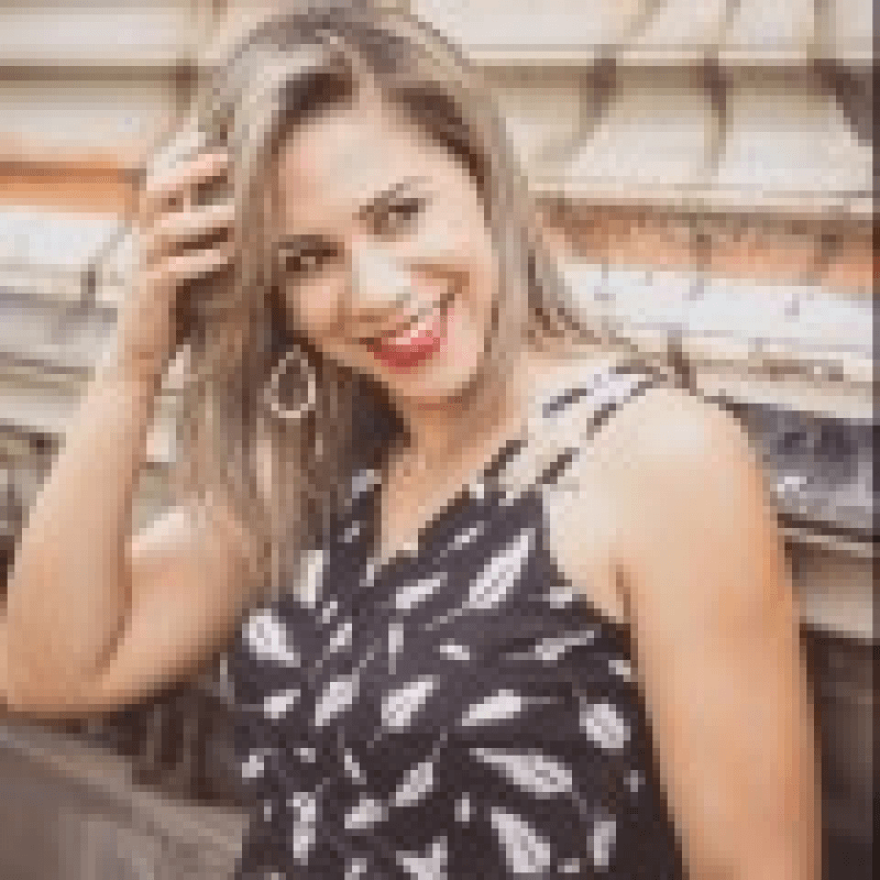 Nat&aacute;lia Reis