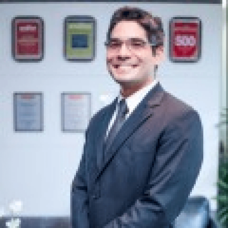 Alex Fernandes Minori