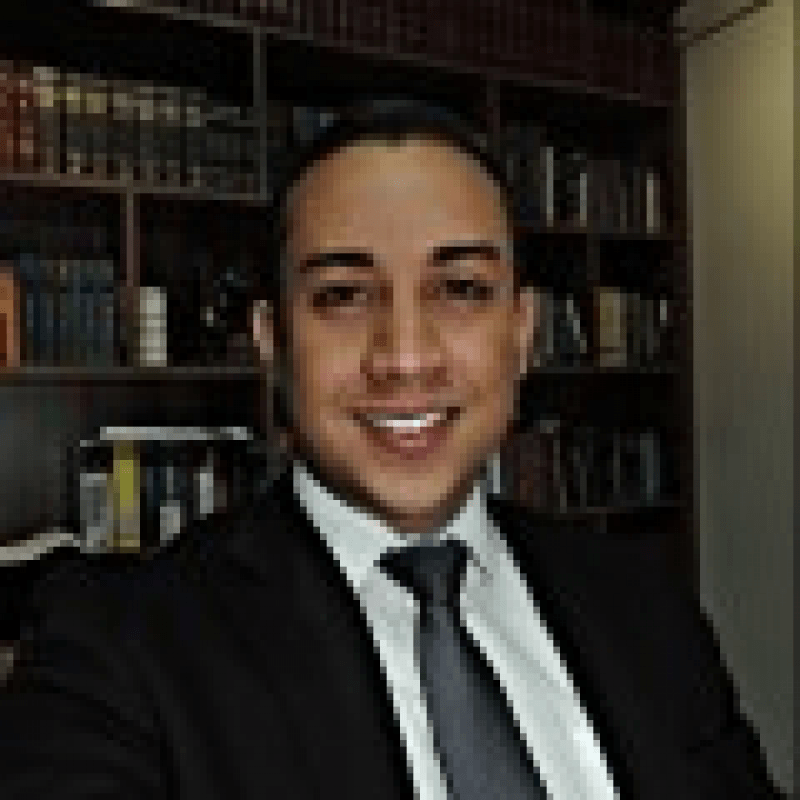 Thiago de O. Guimar&atilde;es