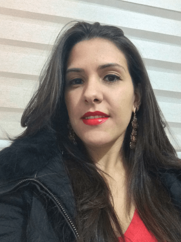 Mayara Aparecida Massoni Ferreira