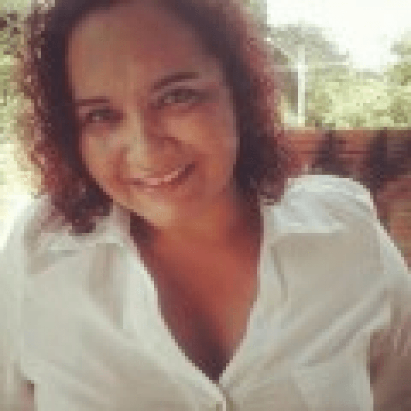 Luciana Nogueira dos Reis