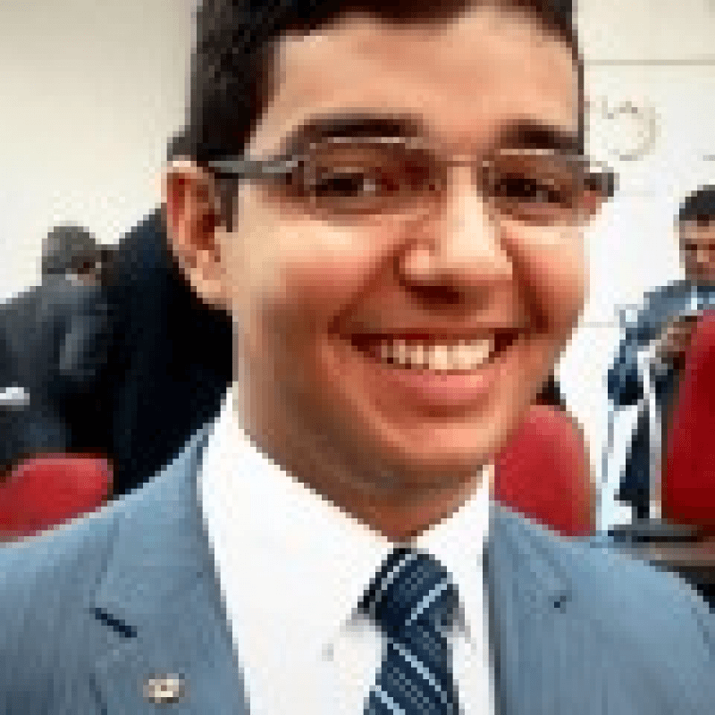 Esdras Carvalho